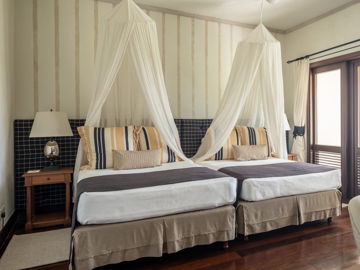 Big Blue Ocean, a twin bedroom