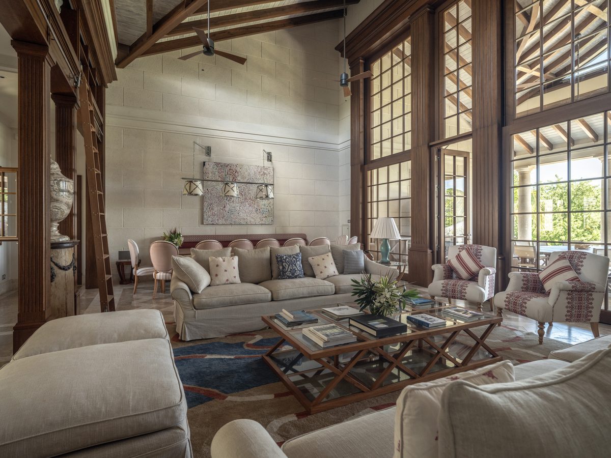 Turtle Creek, the living room