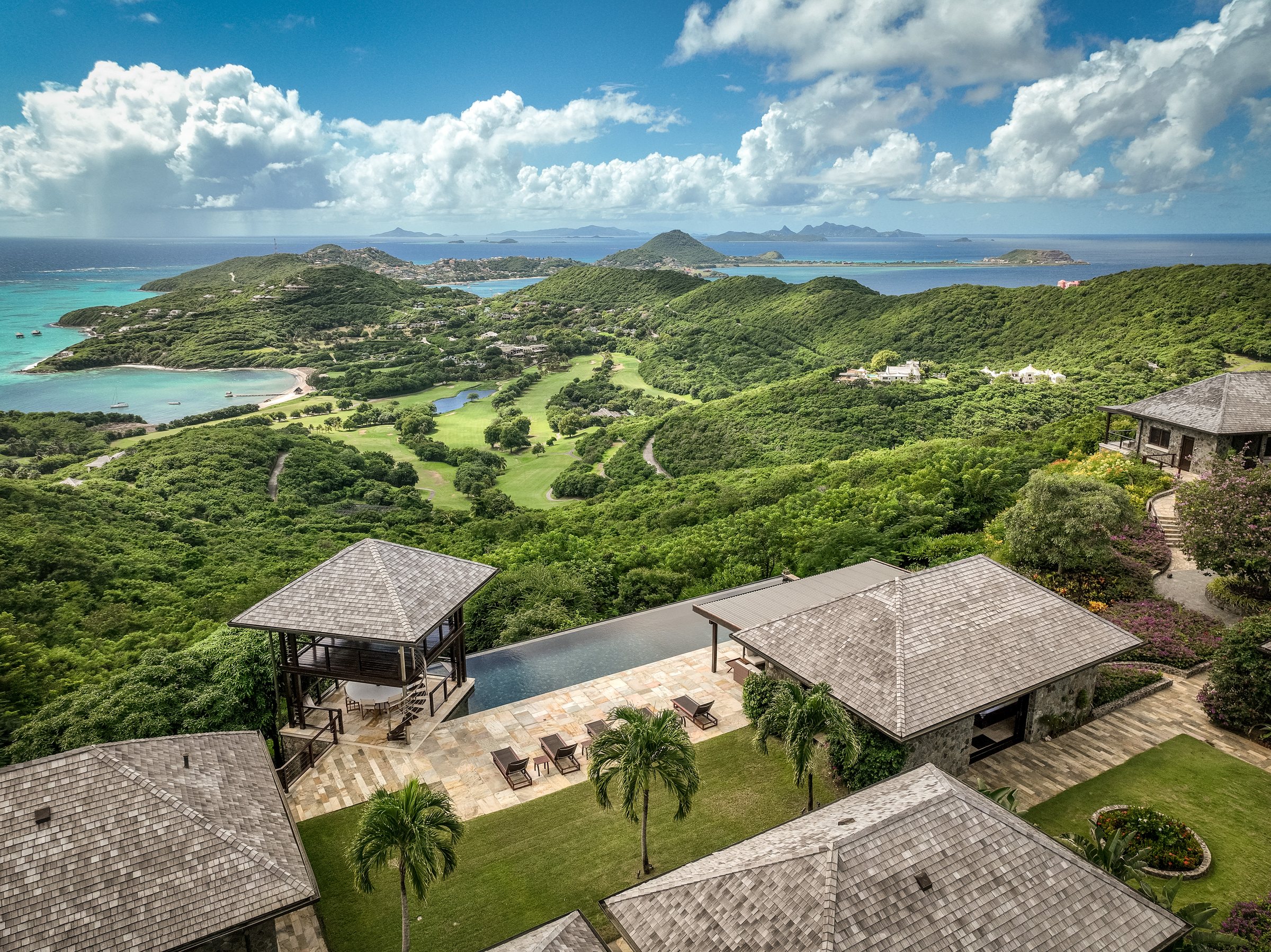 Il Sogno, the pool terrace and the view